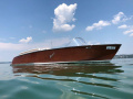 Boesch 580 Runabout
