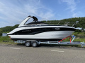 Crownline Cruiser 264 CR Cabin cruiser
