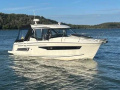 Jeanneau MERRY FISHER 895 Bateau à cabine