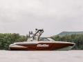Malibu M230 Wakeboard/Wakesurf