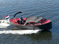 Triple X 800 Däcksbåt