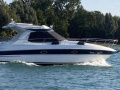 Bavaria 32 HT Sport Yacht à moteur