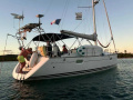 Jeanneau SUN ODYSSEY 42i Plachetní jachta