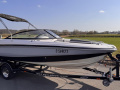 Tahoe Q8i Bowrider-vene