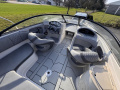 Tahoe Q8i Bowrider