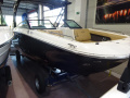 Sea Ray 290 SDXE Bowrider