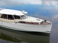 Greenline 33 Flybridge