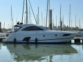 Beneteau Gran Turismo 44 Yate a motor