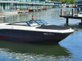 Sea Ray SPX 230 Łódź sportowa