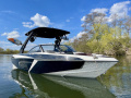 Malibu 23 LSV Wakesetter Wakeboard/Wakesurf