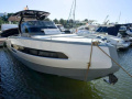 Invictus 320 GT Däcksbåt