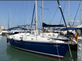 Beneteau Oceanis 381 Oceánská jachta (bluewater)