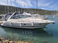 Cruiser Yachts 340 Express Yate a motor