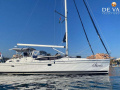 Hunter Marine 50 Center Cockpit Plachetní jachta