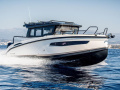 Navan C30 Yate a motor