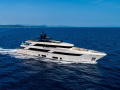 Ferretti Custom Line Navetta 42 Iate a motor