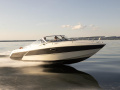 Stingray 220 CX Bateau de sport