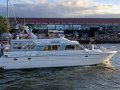 President 625 Motoryacht