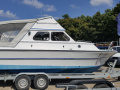 Flybridge Bateau à cabine