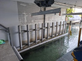 Vermiete Bootshausplatz mit Aufzug Hangar à bateaux