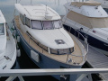 Greenline 33 Trawler