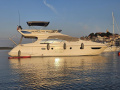 Azimut 47 Motorová jachta