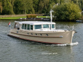 Serious Yachts Gently Low Bridge 45 Sedan Motoryacht