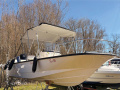 Boston Whaler 210 MONTAUK Sportboot