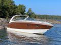 Cobalt 360 Performance Cruiser Motorová jachta