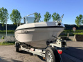 Ranieri Voyager 18S Barco com consola central