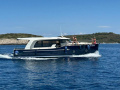 Greenline 40 Motor yacht