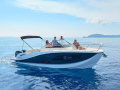 Quicksilver Active 875 sundeck Deck boat