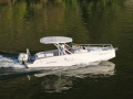 Axopar AX/E 25 Cross Top Sport boat