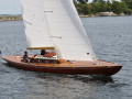 Rhapsody 22 Kölbåt