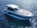 Bavaria SR41 Yate a motor