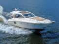 Prestige 390S Motoryat