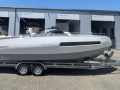 Invictus GT 280 Motor yacht