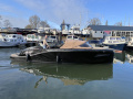 TendR 27 Cabin Inboard Motoryacht