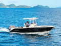 2602 Legacy Yacht à moteur