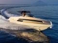 Invictus GT320 700PS Motorna jahta