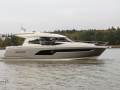 Prestige 520S Motoryat