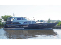 B. van den Hoven Van Den Hoven Exclusive 1500 LE Motoryat