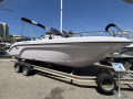 Ranieri Voyager 21 S Deck boat