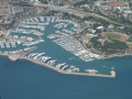 18 x 5,30m CGU Port Vauban, Antibes Fester Steg
