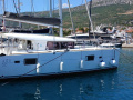 Lagoon 400 S2 Catamaran