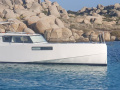 Pogo Loxo 32 Deck boat