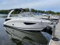Regal 26 Express Motor yacht