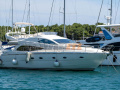 Aicon 56 Yacht a motore