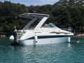 Sea Ray 230Da Motoros yacht
