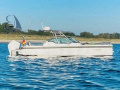 Axopar 24 T-Top 150h- Trailer Bowrider